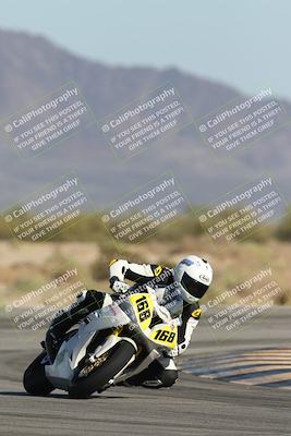 media/Oct-04-2025-CVMA (Sat) [[408bcdd6e4]]/Race 13-Amateur Supersport Open/